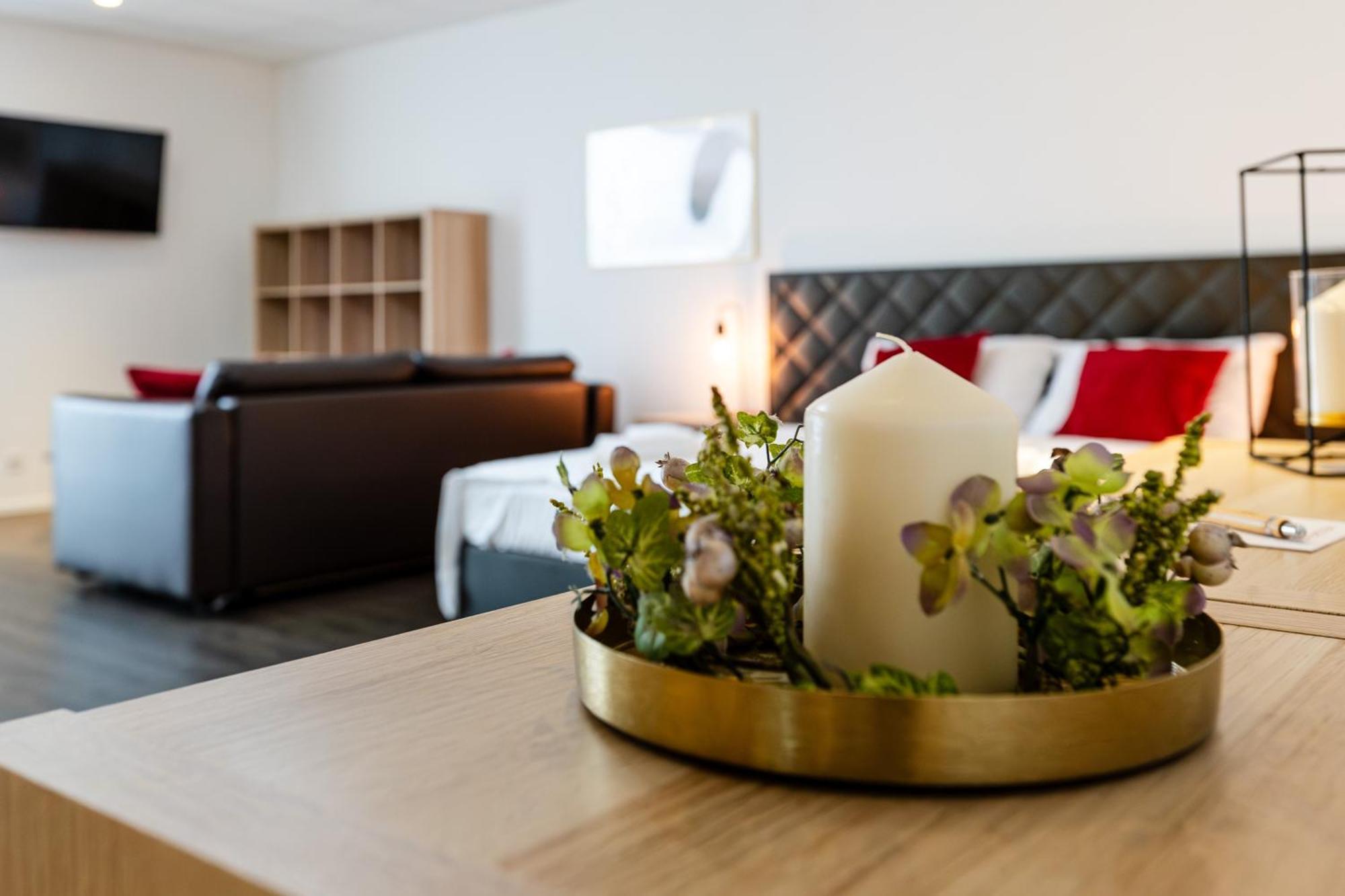 Los Lorentes Apartments Bern Airport Belp Exterior photo