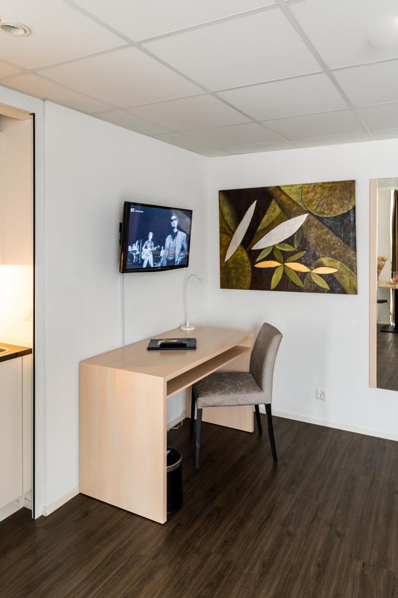 Los Lorentes Apartments Bern Airport Belp Exterior photo