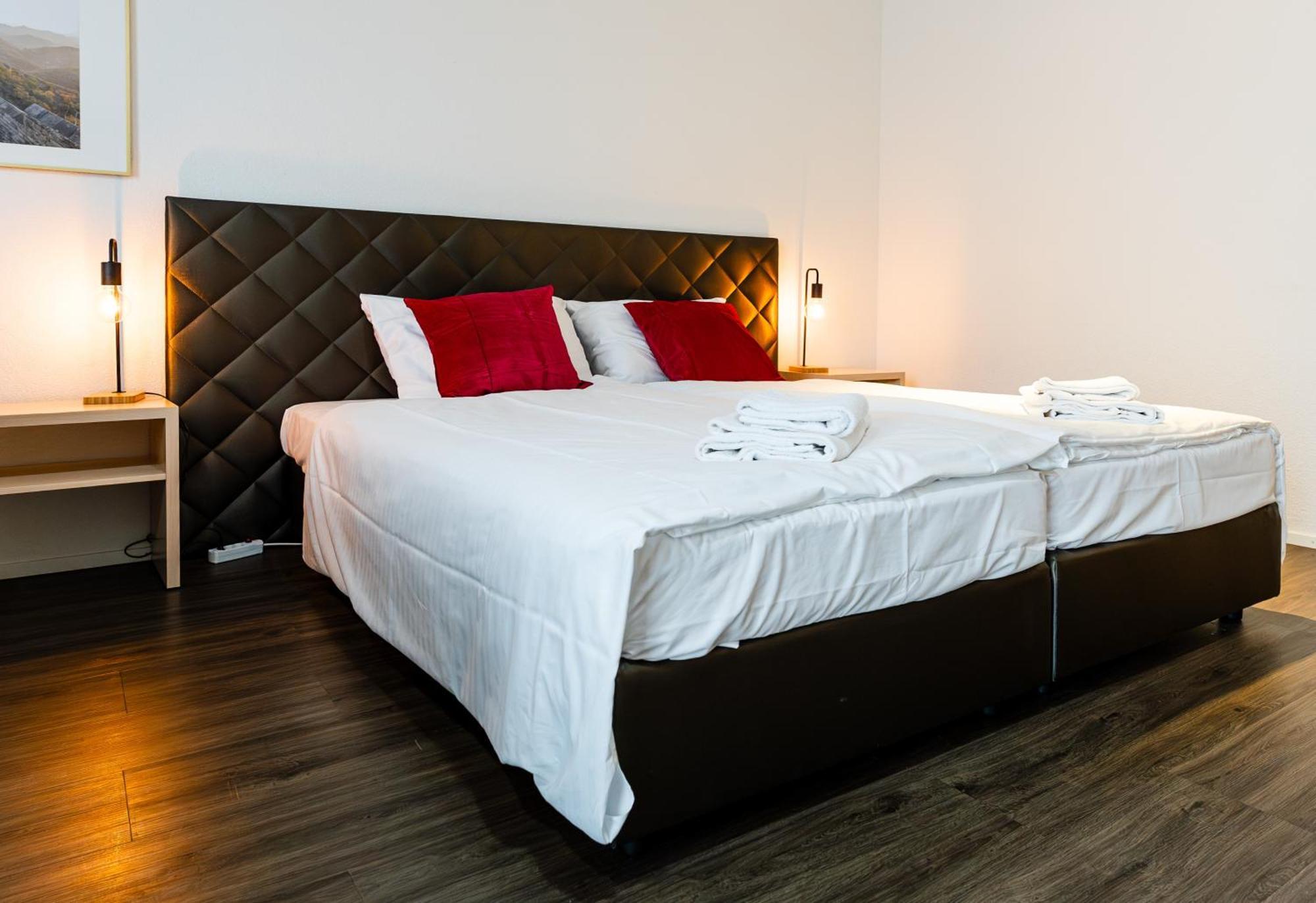 Los Lorentes Apartments Bern Airport Belp Exterior photo